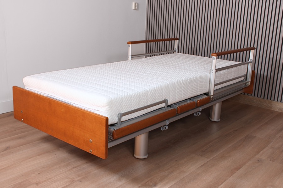 Hoog-laag bed qqq1106 Belletto 3080 NN 90 x 210 zorg-verpleeg bed van Völker